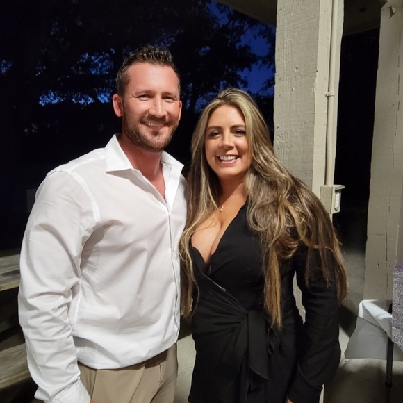 Meet your Posher, Kim - Picture 2 of 10